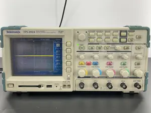 TPS2024 デジタルオシロスコープ 4CH 200MHz 2GS/s