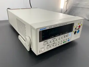8252 デジタル・エレクトロメータ ±200V,30mA