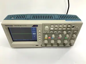 TDS2014C(校正済) デジタル・ストレージ・オシロスコープ