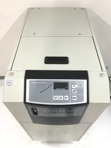 RKE750-A-V-G2 小型水槽付インバータチラー 2.7kw キャスタ付