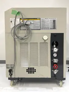 RKE750-A-V-G2 小型水槽付インバータチラー 2.7kw キャスタ付