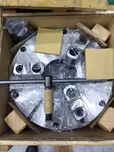 三ツ爪スクロールチャック（未使用品）