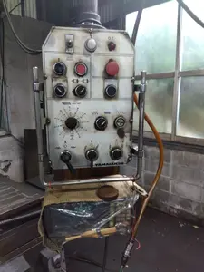 ベット型立フライス盤