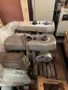 タッピング盤