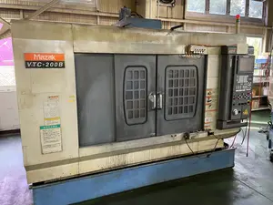 マザック　立型マシニングセンター　VTC-200