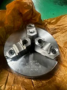 スクロールチャック