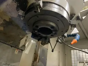 オークマ　立型マシニングセンター　
