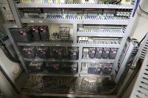 ダブルエンドテノーナー　４尺×８軸