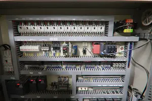 ダブルエンドテノーナー　４尺×８軸