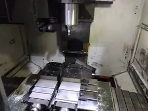 高速マシニングセンタ