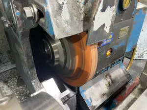 豊田工機　円筒研削盤　GOP32×100