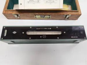 精密平型水準器