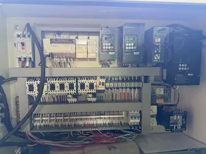 バリ取り機