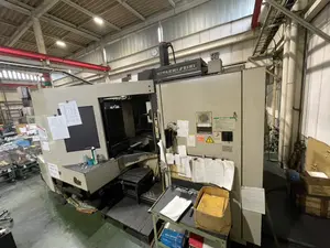 日立精機　横型マシニングセンター