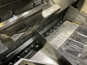 日立精機　横型マシニングセンター