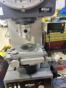 投影機