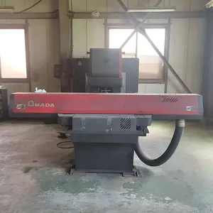 ターレットパンチプレス　タレットパンチプレス　タレパン