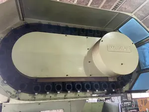 オークマ　立型マシニングセンター（要修理）