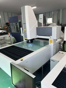 CNC画像測定器