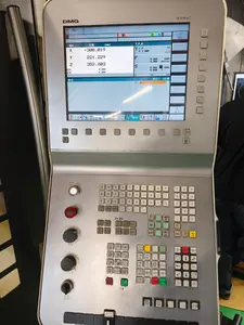 5軸マシニングセンター