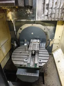 5軸マシニングセンター