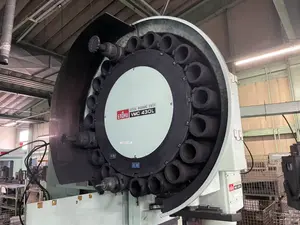 立型マシニングセンター