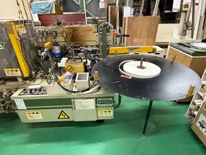 自動直線縁貼機