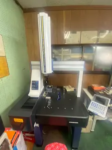 三次元測定器