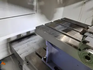 KIRA 立型マシニングセンター　