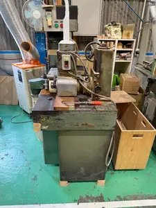 ミニギャングソー（自動挽割機）