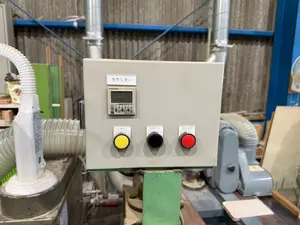 ミニギャングソー（自動挽割機）