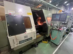 オークマ製旋盤　LC40