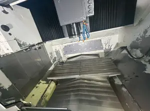 立マシニング（BT40）