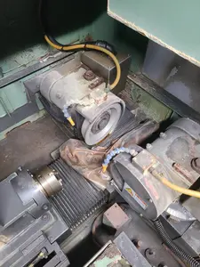 超精密円筒研削盤