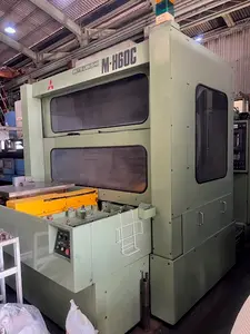 立型マシニングセンター