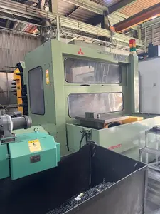 立型マシニングセンター