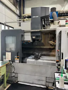 立型マシニングセンター