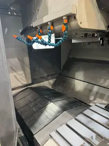 立型マシニングセンター