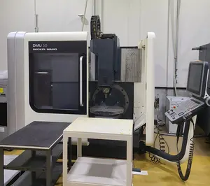 5軸立マシニングセンター