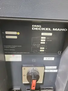 5軸立マシニングセンター