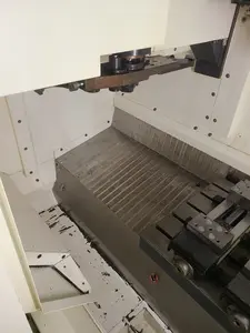 3軸立マシニングセンター