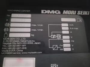 3軸立マシニングセンター