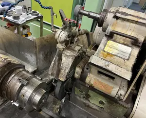 オークマ　円筒研削盤