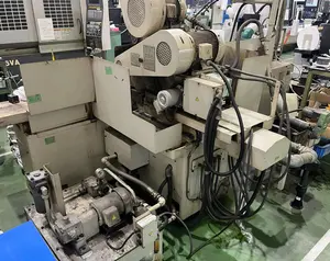 オークマ　円筒研削盤