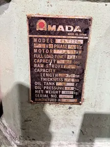 コーナーシャー