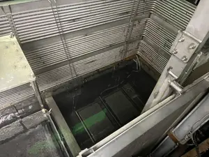 ＳＨＡＲＰ製三層式溶剤洗浄機