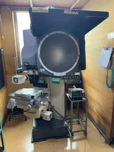 投影機　