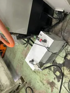 CNC超高速精密加工機　薄板加工機