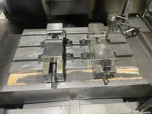 立型マシニングセンター