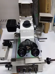 測定顕微鏡